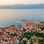 Neda Villa